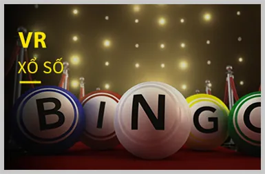 Hình ảnh sòng bạc trực tiếp với dealer đang chia bài Baccarat